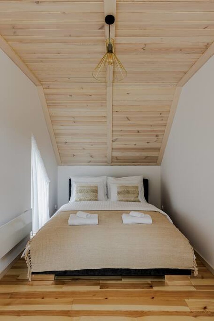 BOSSBERRY Piotr Sępkowski - 10